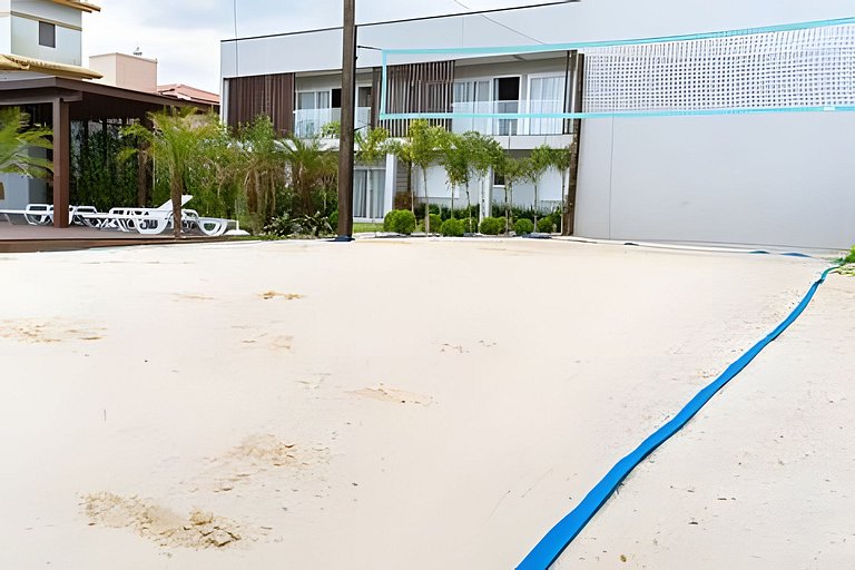 Apto 203 2D condomínio com piscina bem localizado