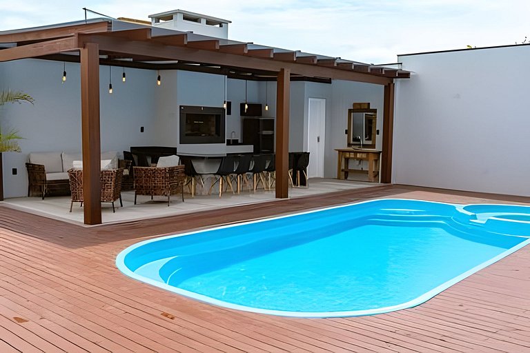 Apto 205 1D condomínio com piscina bem localizado