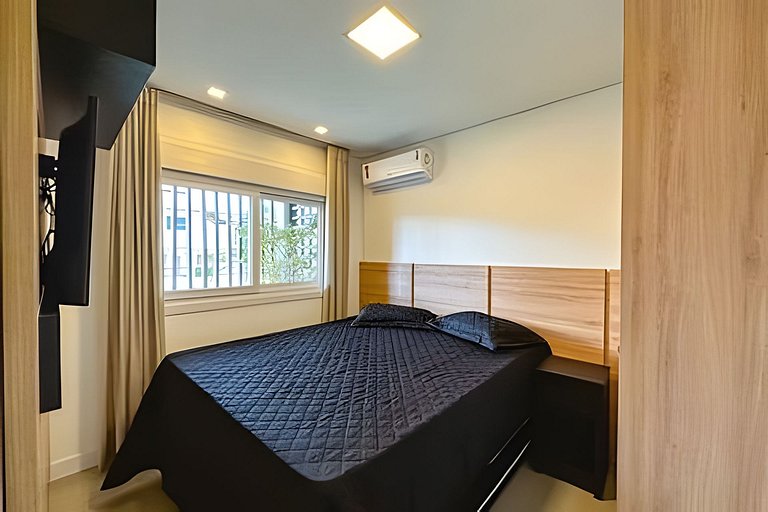 Apto 103 2D condomínio com piscina bem localizado