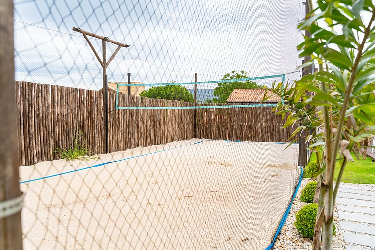 Apto 205 1D condomínio com piscina bem localizado