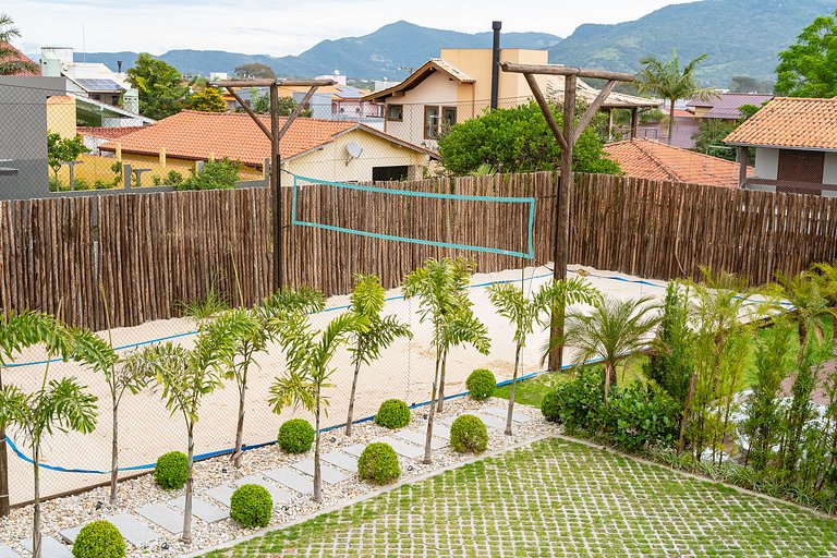 Apto 205 1D condomínio com piscina bem localizado